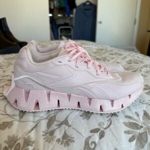 Reebok Women's Light Pink Athletic Shoes